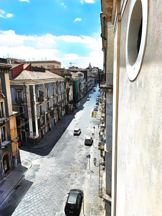 Domus Coppola Catania Apartment Bagian luar foto