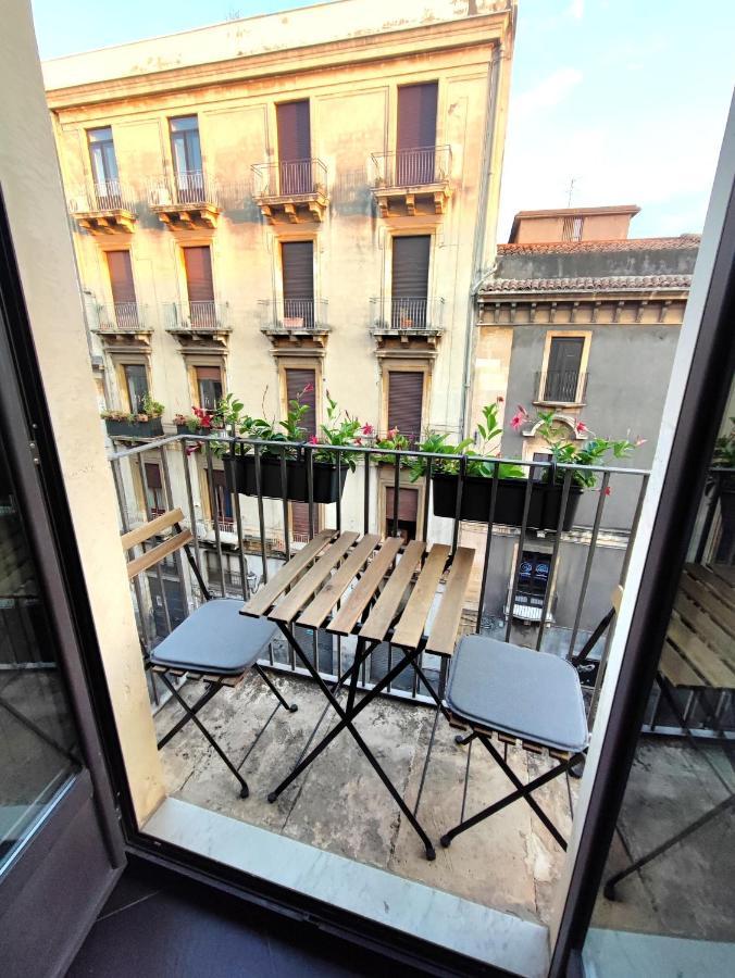 Domus Coppola Catania Apartment Bagian luar foto