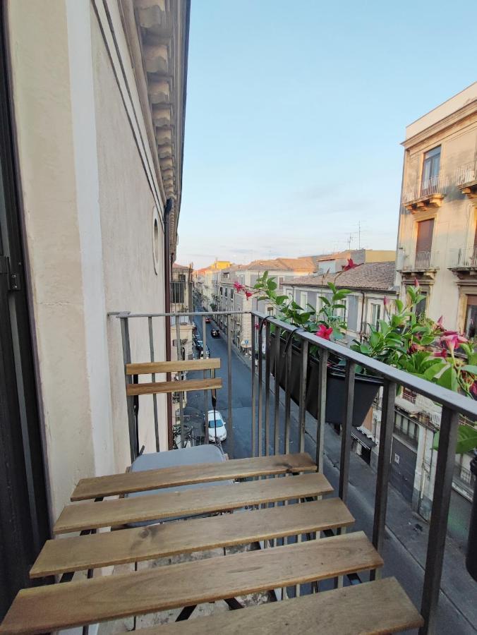 Domus Coppola Catania Apartment Bagian luar foto